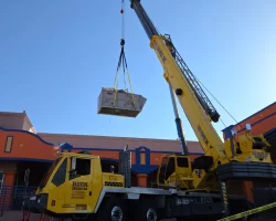 HookCranes